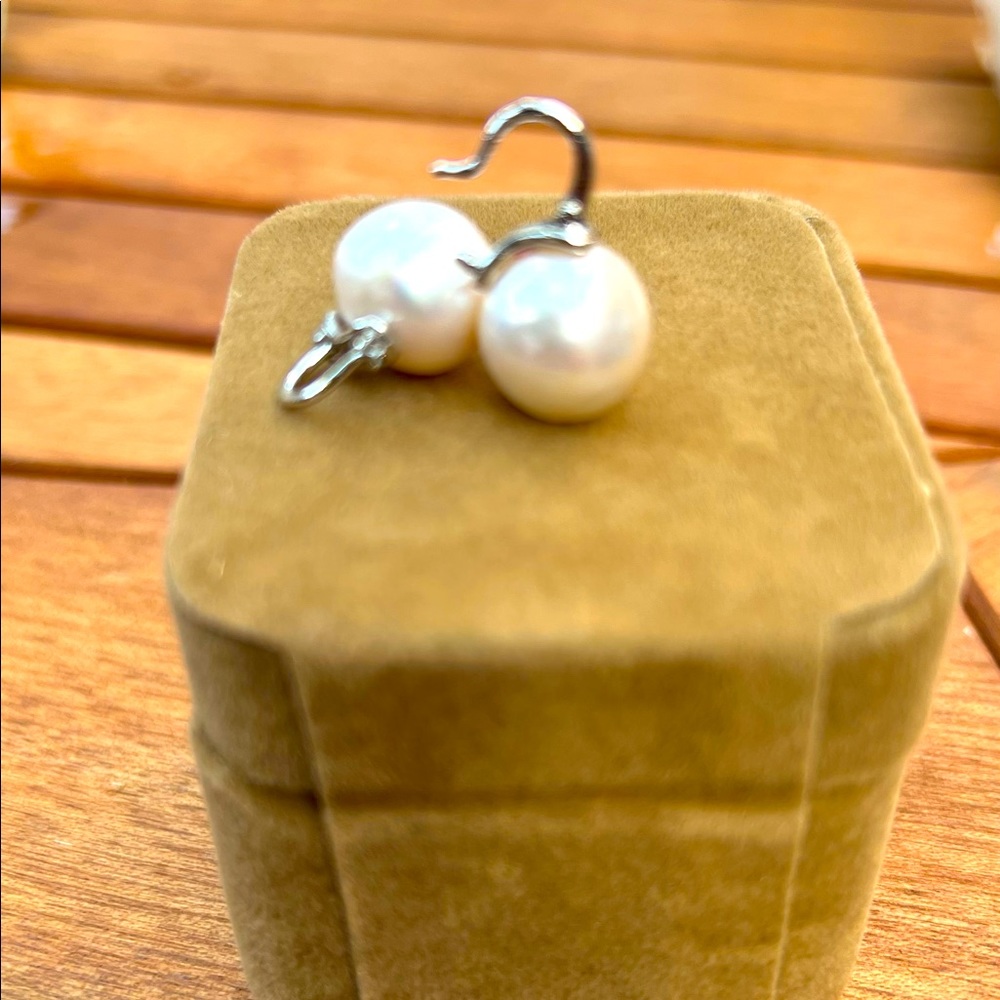 Authentic fresh water pearls tomato/kettle hypo allergenic Edison pearls